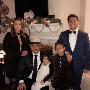 Meet your Posher, Solis